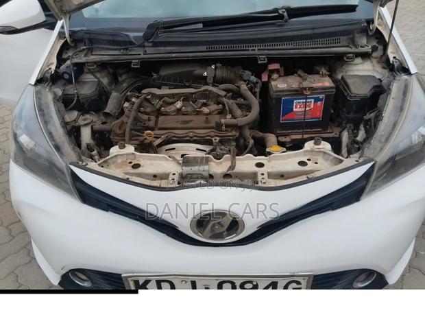 Toyota Vitz 2015 White
