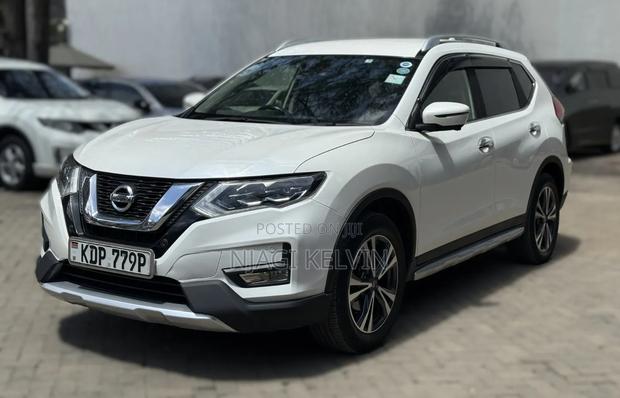 Nissan X-Trail 2.0 Petrol AWD 2017 Pearl