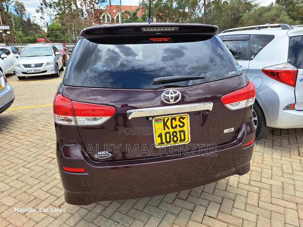 Toyota Wish 2011 Burgundy