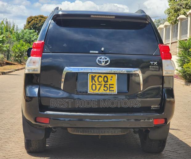 Toyota Land Cruiser Prado 2.7 i 2011