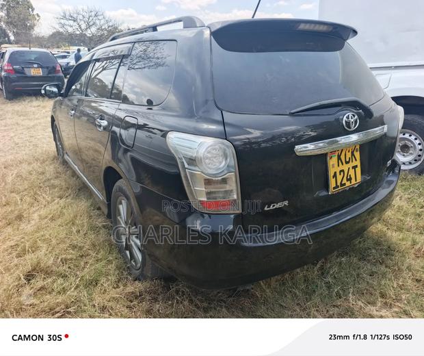 Toyota Corolla Fielder 2012 Black