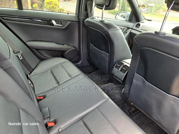 Mercedes-Benz C200 2012 Silver