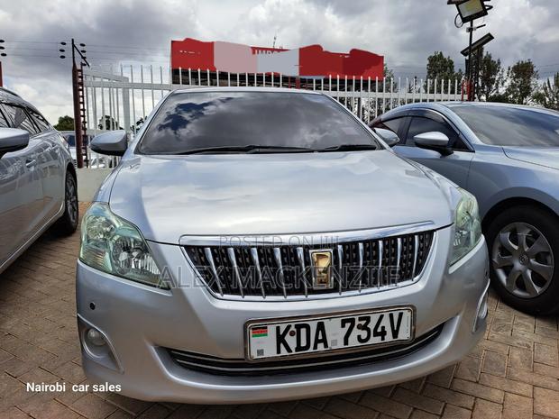Toyota Premio 2014 Silver