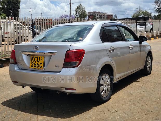 Toyota Axio 1.5 X 2WD 2012 Silver