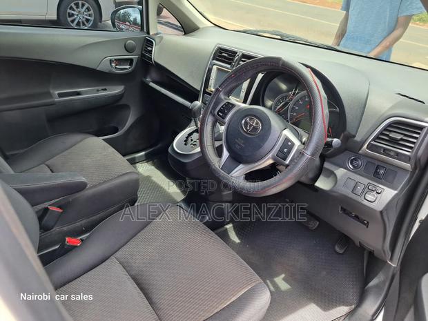 Toyota Ractis 2016 White
