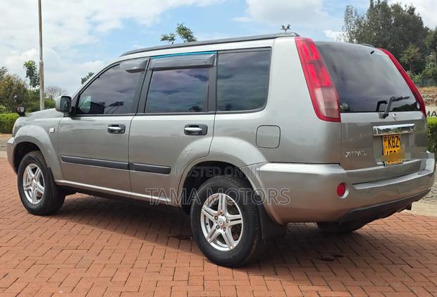 Nissan X-Trail 2007 Silver