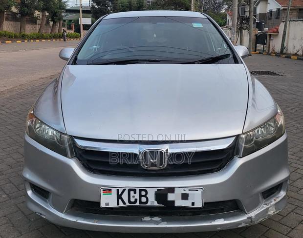 Honda Stream 1.7i LS 2010 Silver