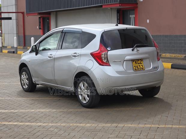 Nissan Note 2012 Silver