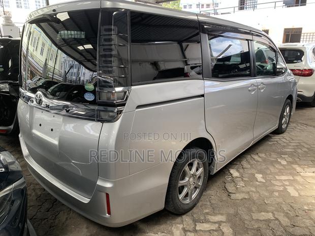 Toyota Voxy V 2WD 7-Seater 2019 Silver