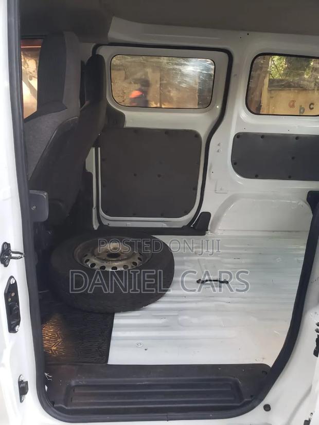 Nissan NV350 2014 White