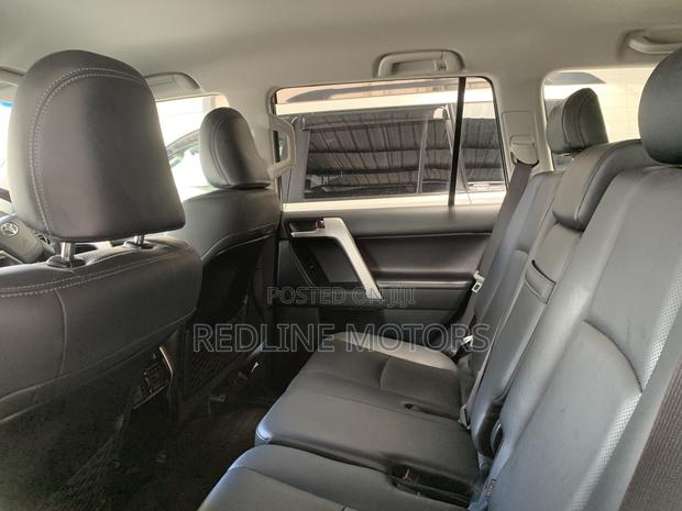 Toyota Land Cruiser Prado 2.8 2019 Green