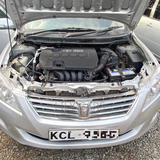 Toyota Premio 2.0 FWD 2010 Silver