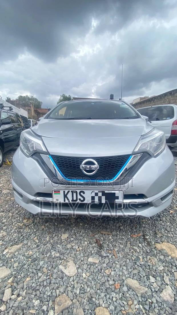 Nissan Note 2017 Silver