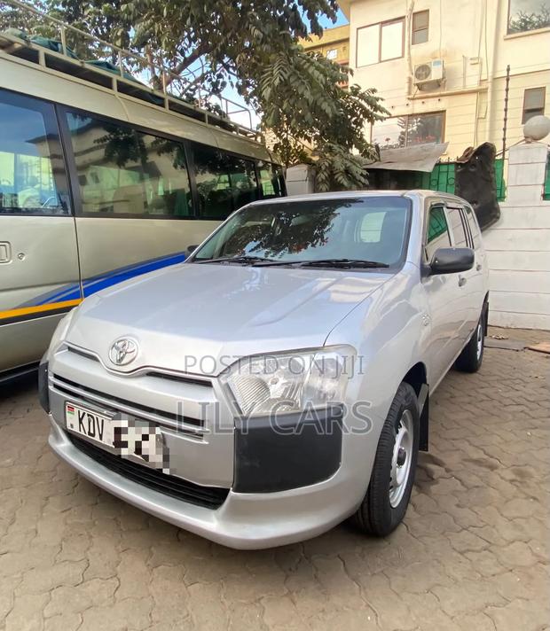 Toyota Probox 2018 Silver