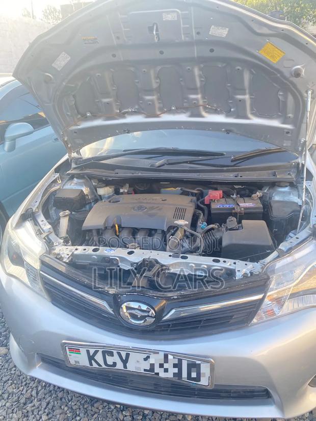 Toyota Corolla Fielder 2013 Silver