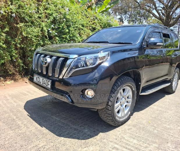 Toyota Land Cruiser Prado 2011 Black