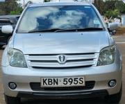 Toyota IST 2005 Silver for sale