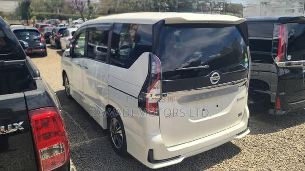 Nissan Serena 2019 White