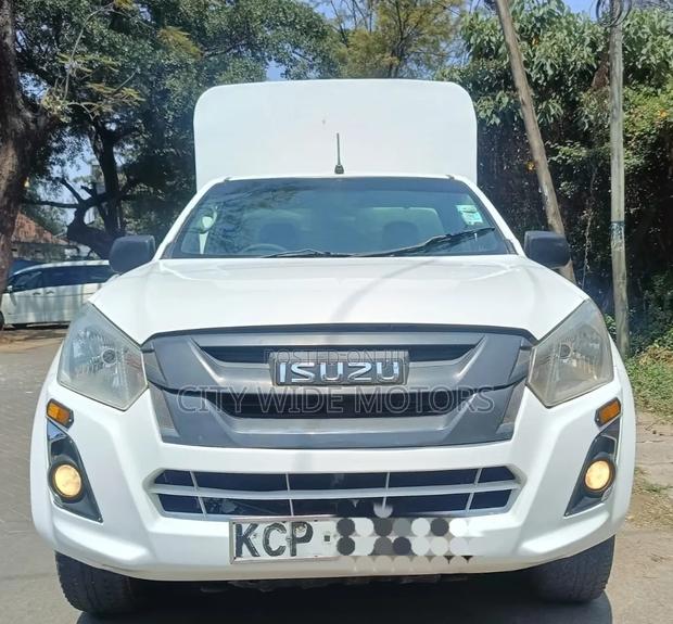 Isuzu D-MAX 2018 White