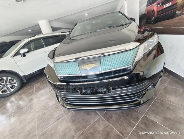 Toyota Harrier 2.5 Hybrid 4WD 2019 Black