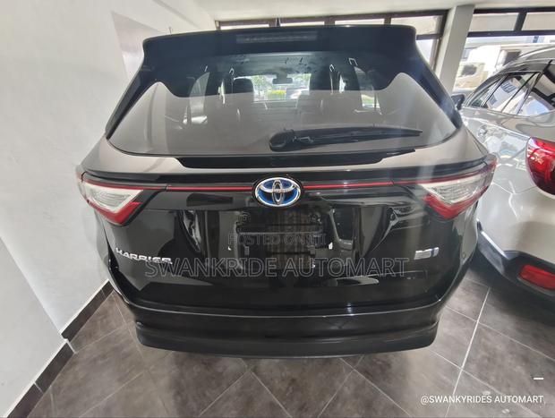 Toyota Harrier 2.5 Hybrid 4WD 2019 Black
