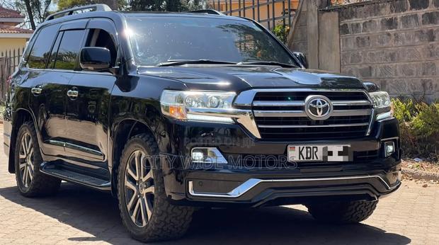 Toyota Land Cruiser 4.6 V8 ZX 2011 Black