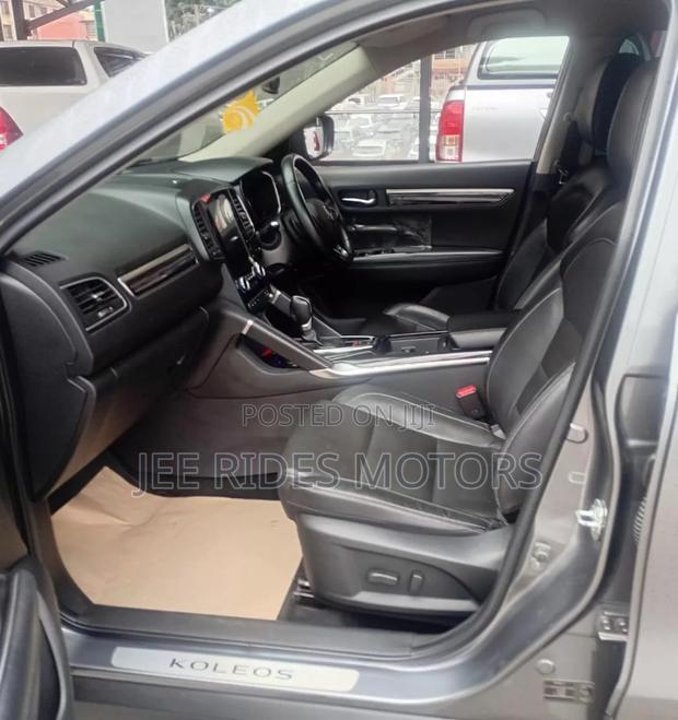 Renault Koleos 2018 Gray