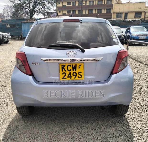 Toyota Vitz 2013 Blue
