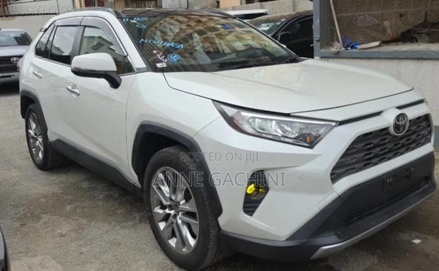 Toyota RAV4 Adventure AWD 2020 White