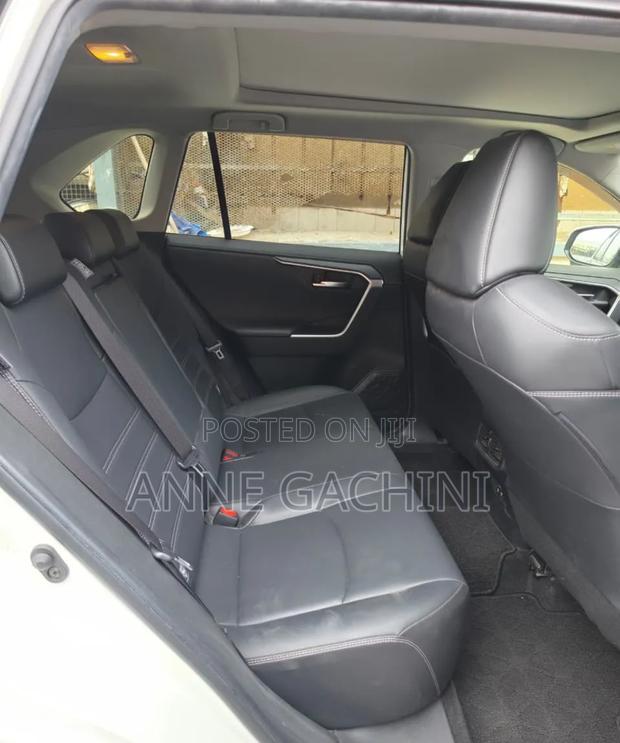 Toyota RAV4 Adventure AWD 2020 White