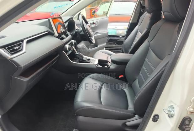 Toyota RAV4 Adventure AWD 2020 White