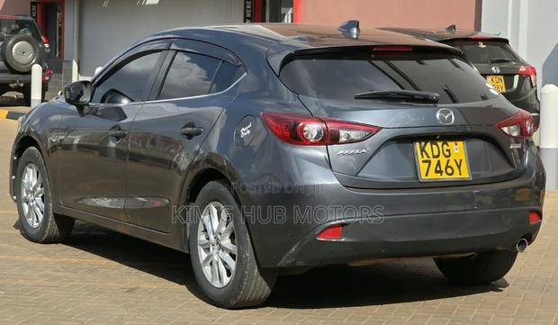 Mazda Axela SV Premium 2014 Gray
