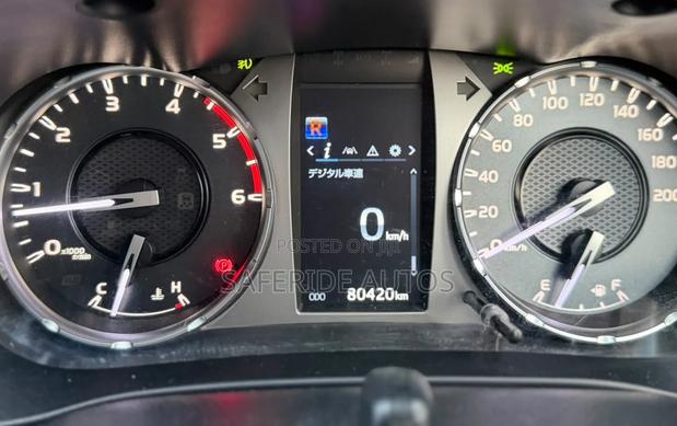 Toyota Hilux 2.4 Diesel 2020 Black