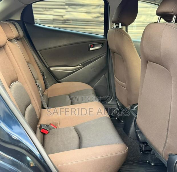 Mazda 2 2020 Blue