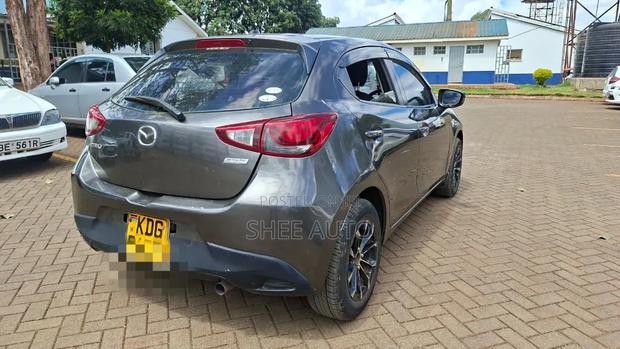 Mazda Demio 2014 Gray