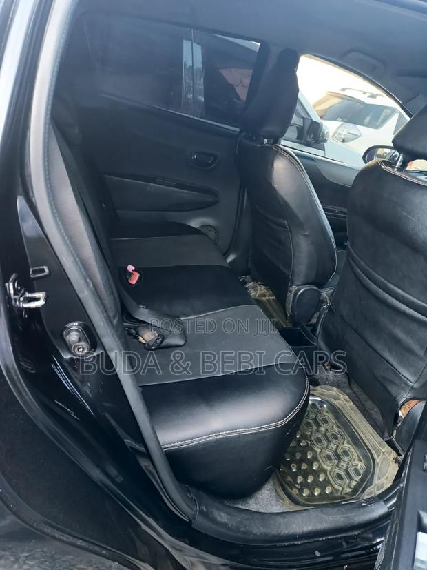 Toyota Vitz 2013 Black