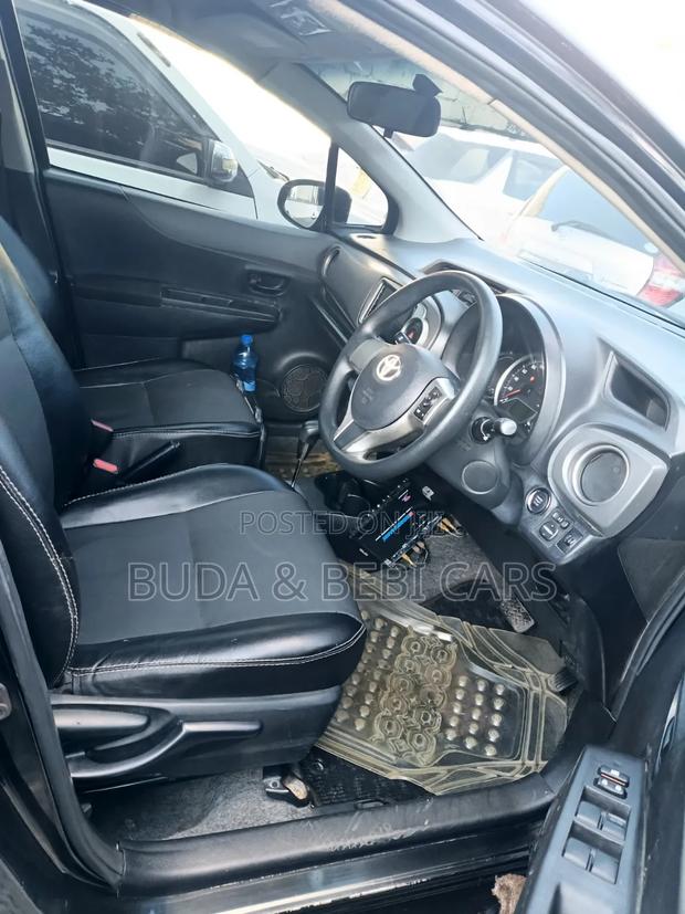 Toyota Vitz 2013 Black