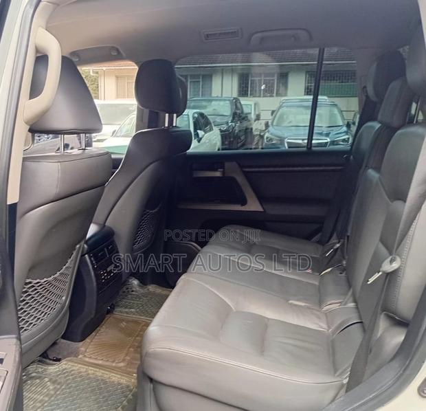 Toyota Land Cruiser 4.5 V8 VXR 2008 White