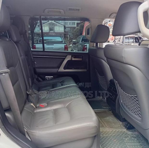 Toyota Land Cruiser 4.5 V8 VXR 2008 White