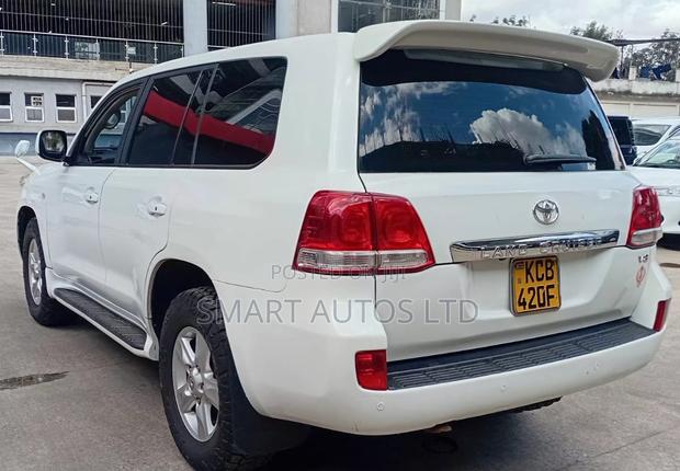 Toyota Land Cruiser 4.5 V8 VXR 2008 White