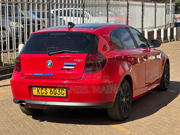 BMW 116i 2011 Red