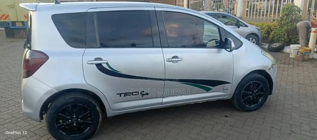 Toyota Ractis 2007 Silver