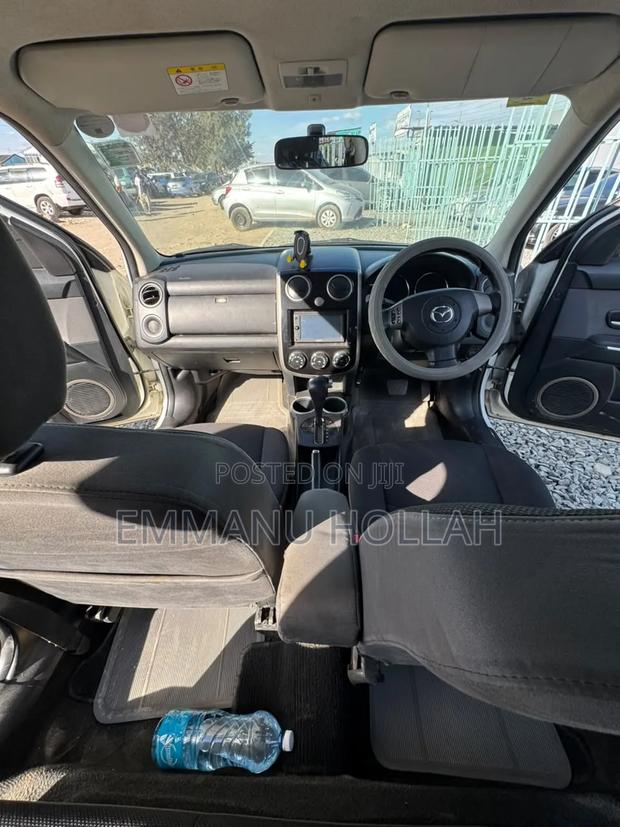 Mazda Verisa 2014 White