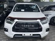 Toyota Hilux 2023 White for sale