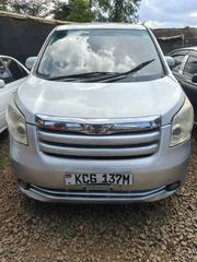 Toyota Noah 2.0 143hp FWD (7 Seater) 2008 Silver for sale