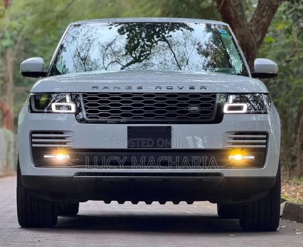 Land Rover Range Rover Vogue 2019 Pearl