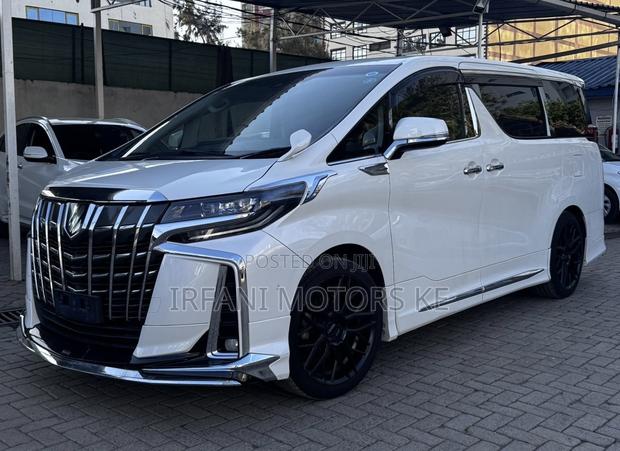 Toyota Alphard 2.5 Petrol FWD 2019 White