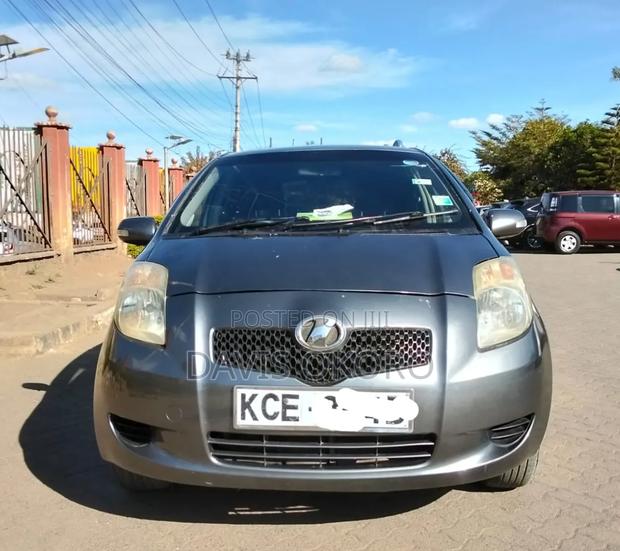 Toyota Vitz 2008 Gray