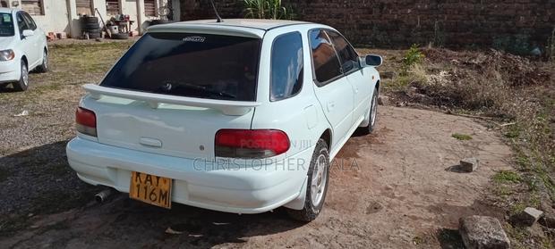 Subaru Impreza 2000 White