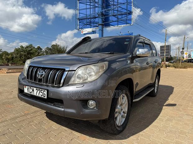 Toyota Land Cruiser Prado 3.0 TD 2010 Gray